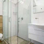 Stunning In * ماكارسكا