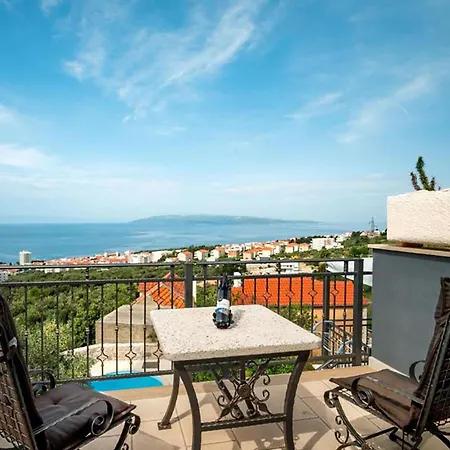 Ferienhaus Stunning In Makarska